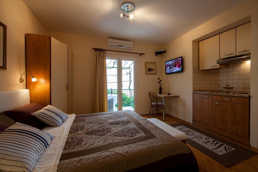Villa Kamenica Komiza Ruang foto