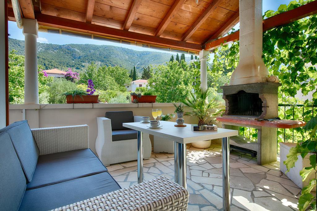 Villa Kamenica Komiza Bagian luar foto